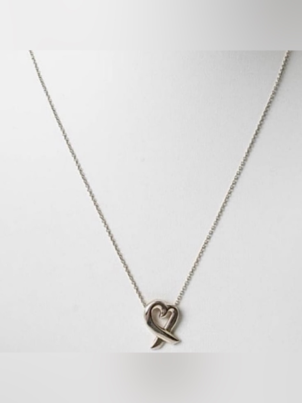 Tiffany & Co. 925 Sterling Silver Paloma Picasso Loving Heart Necklace
